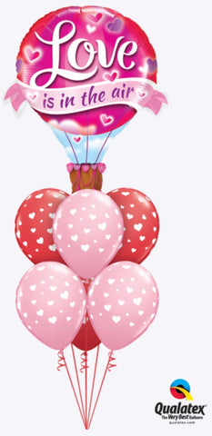 Bouquet San Valentin, 42” El Amor Esta En El Aire, 11” Látex Corazones Blancos