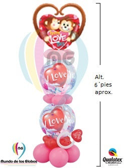 Pedestal: Corazón Gigante "Happy Love Day" con bases de burbujas I love You y latex